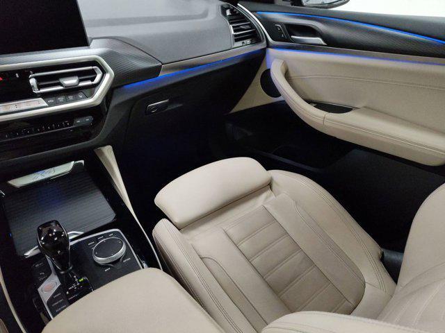 Photo of 2023 Carbon Black Metallic BMW X4
