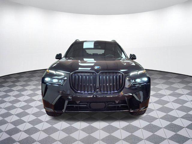 Photo of 2026 Black Sapphire Metallic BMW X7