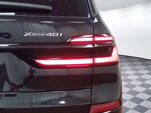 Photo of 2026 Black Sapphire Metallic BMW X7