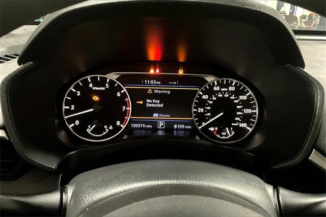 Photo of 2021 Black Nissan Altima
