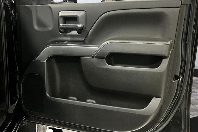 Photo of 2018 Black Chevrolet Silverado 1500
