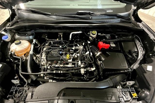 Photo of 2022 Carbonized Gray Metallic Ford Escape
