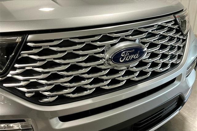 Photo of 2020 Silver Ford Explorer