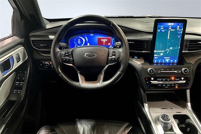 Photo of 2020 Silver Ford Explorer