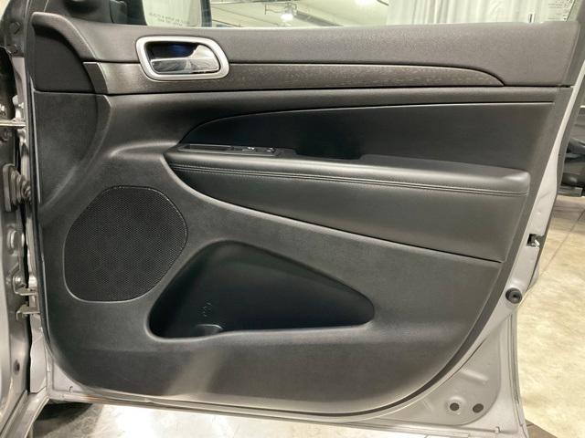 Photo of 2018 Billet Silver Metallic Clearcoat Jeep Grand Cherokee