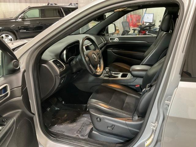 Photo of 2018 Billet Silver Metallic Clearcoat Jeep Grand Cherokee