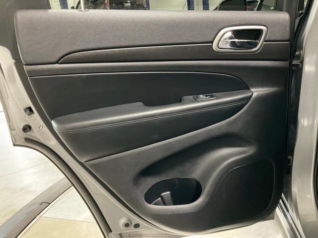 Photo of 2018 Billet Silver Metallic Clearcoat Jeep Grand Cherokee