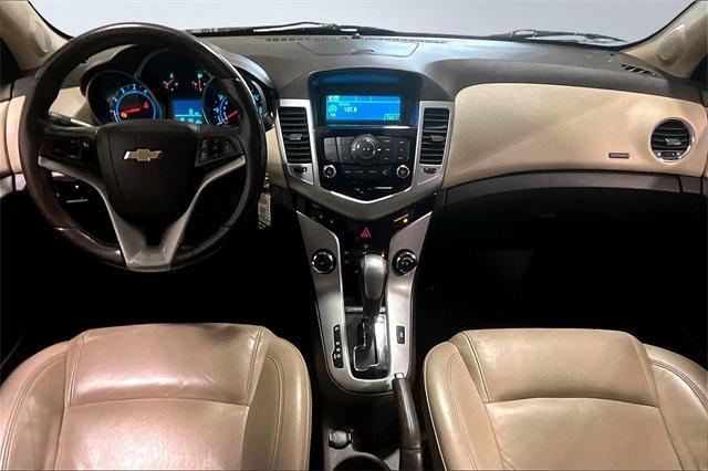 Photo of 2012 Summit White Chevrolet Cruze
