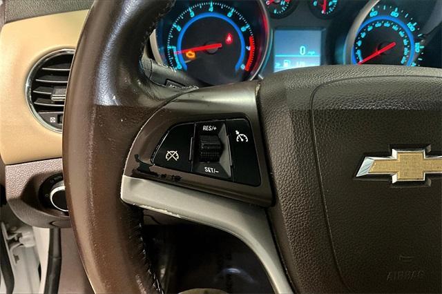 Photo of 2012 Summit White Chevrolet Cruze