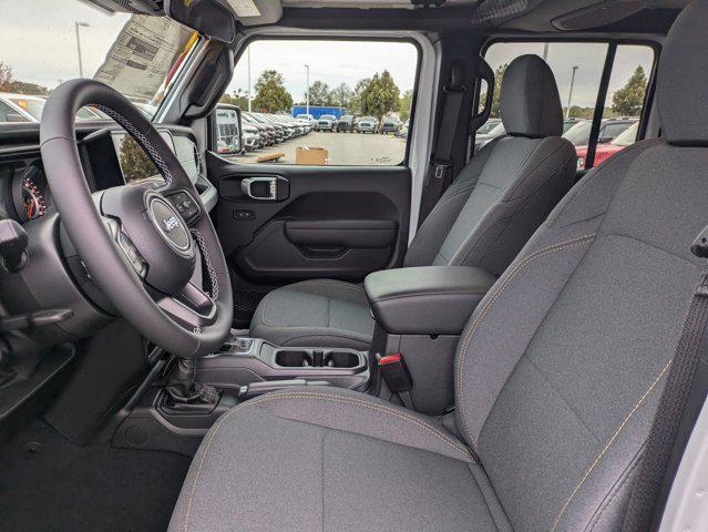 Photo of 2025 Bright White Clearcoat Jeep Wrangler