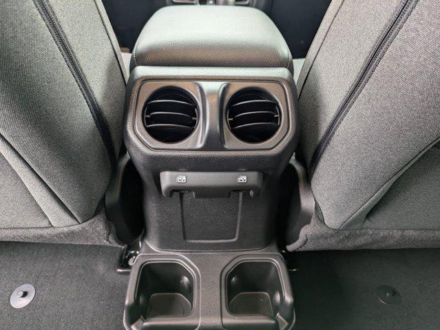 Photo of 2025 Bright White Clearcoat Jeep Wrangler