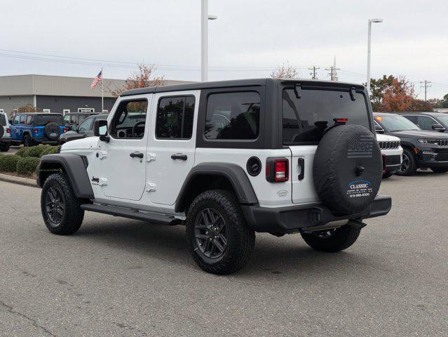 Photo of 2025 Bright White Clearcoat Jeep Wrangler