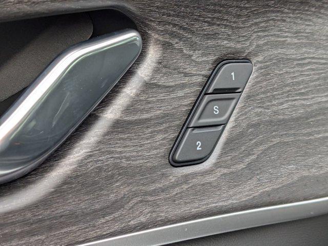 Photo of 2025 Bright White Clearcoat Jeep Grand Cherokee