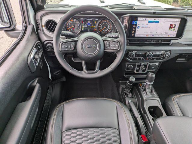 Photo of 2025 Bright White Clearcoat Jeep Wrangler