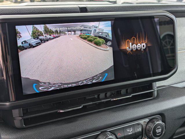 Photo of 2025 Bright White Clearcoat Jeep Wrangler
