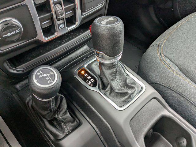 Photo of 2025 Black Clearcoat Jeep Wrangler