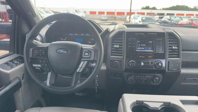Photo of 2019 Oxford White Ford F-250