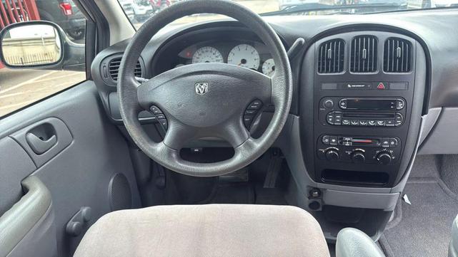 Photo of 2006 Stone White Clearcoat Dodge Grand Caravan