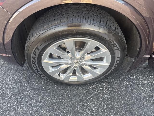Photo of 2017 Midnight Amethyst Metallic Buick Envision