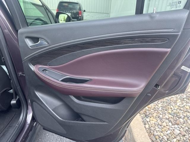 Photo of 2017 Midnight Amethyst Metallic Buick Envision