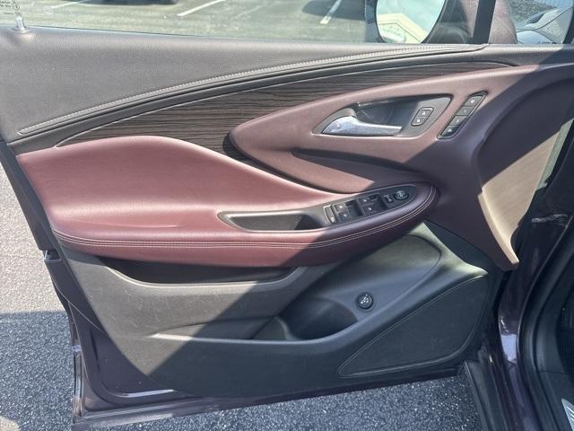 Photo of 2017 Midnight Amethyst Metallic Buick Envision