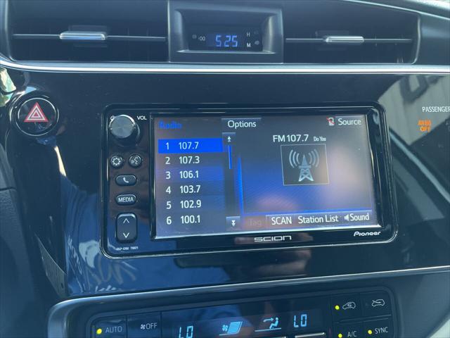 Photo of 2016 Silver Scion iM