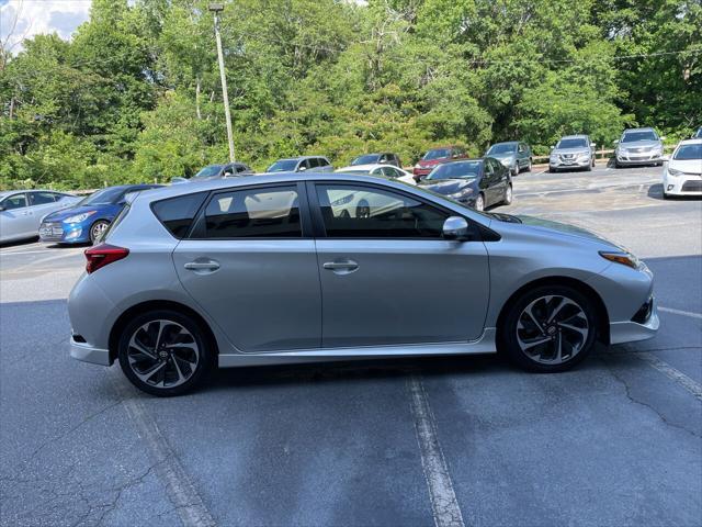 Photo of 2016 Silver Scion iM