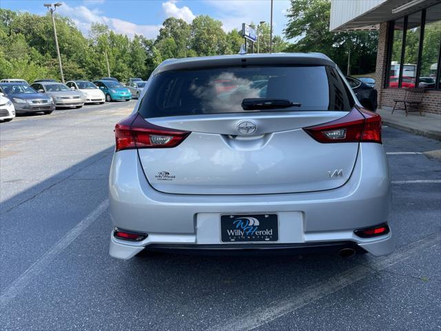 Photo of 2016 Silver Scion iM