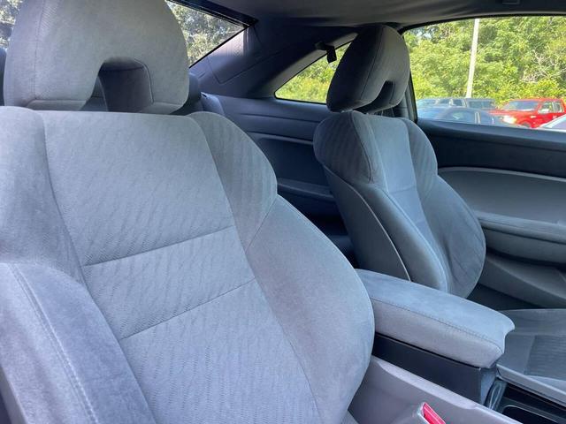 Photo of 2010 Black Honda Civic
