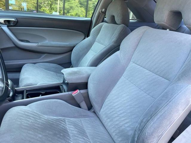 Photo of 2010 Black Honda Civic