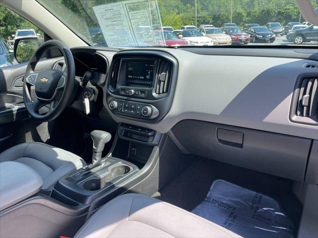 Photo of 2018 White Chevrolet Colorado