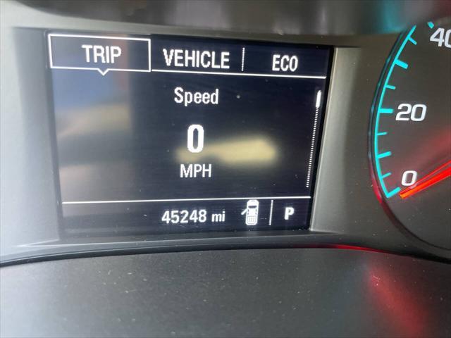 Photo of 2018 White Chevrolet Colorado