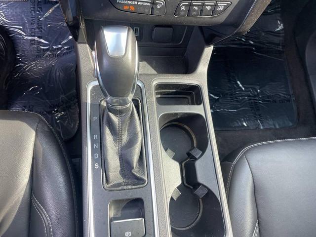 Photo of 2019 Gray Ford Escape