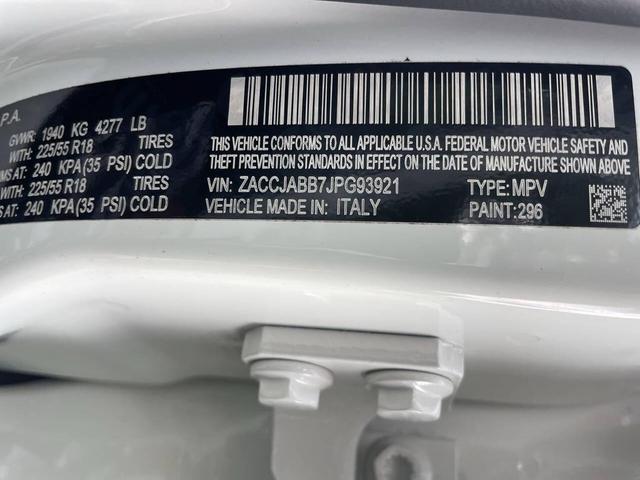 Photo of 2018 White Jeep Renegade