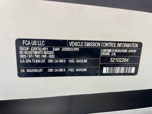 Photo of 2018 White Jeep Renegade