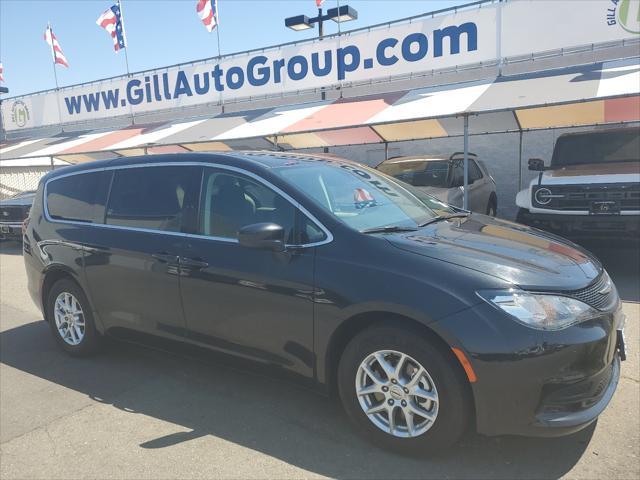 2023 Chrysler Voyager