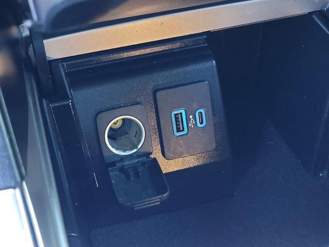 Photo of 2023 Stone Blue Metallic Ford Explorer
