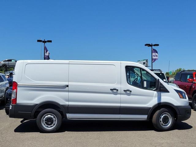 Photo of 2024 Oxford White Ford Transit-150