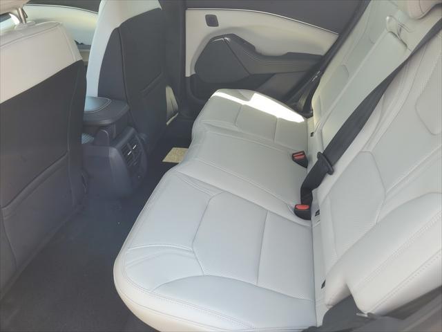 Photo of 2025 Star White Metallic Tri-Coat Ford Mustang Mach-E