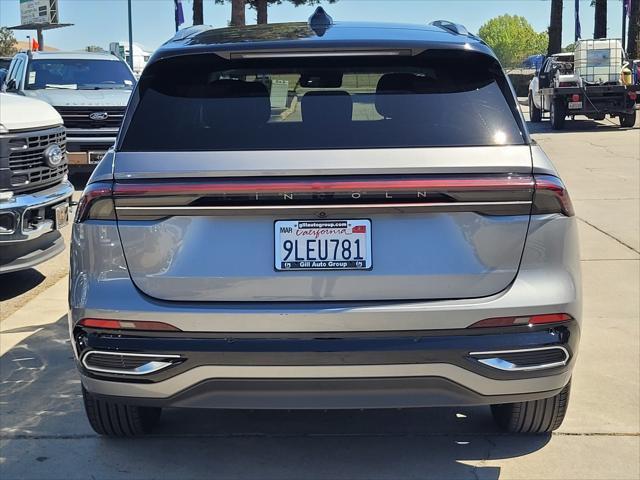Photo of 2024 Lustrous Gray Metallic Clearcoat Lincoln Nautilus