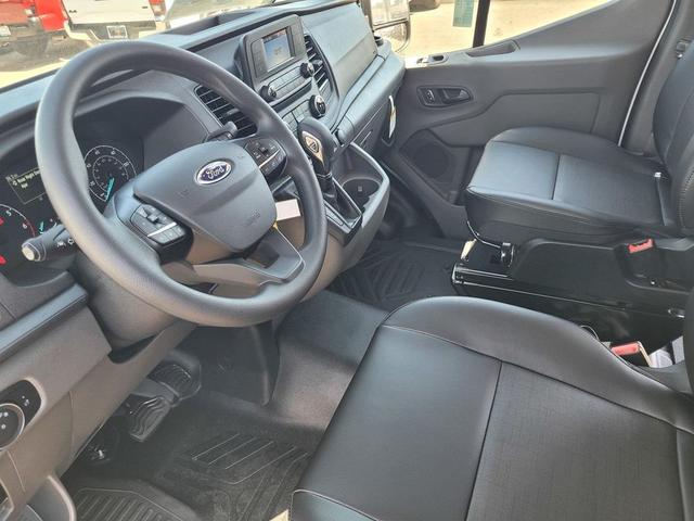 Photo of 2025 Oxford White Ford Transit-250
