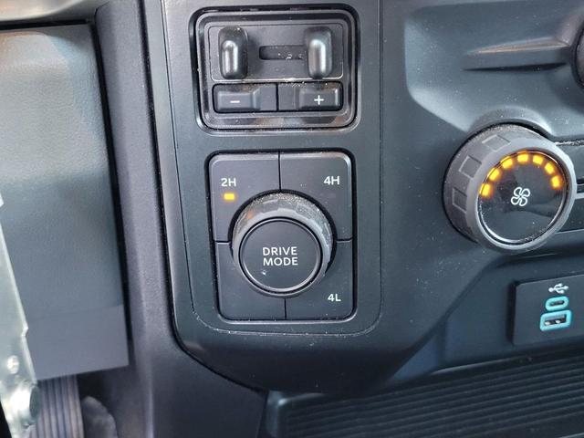 Photo of 2024 Oxford White Ford F-350