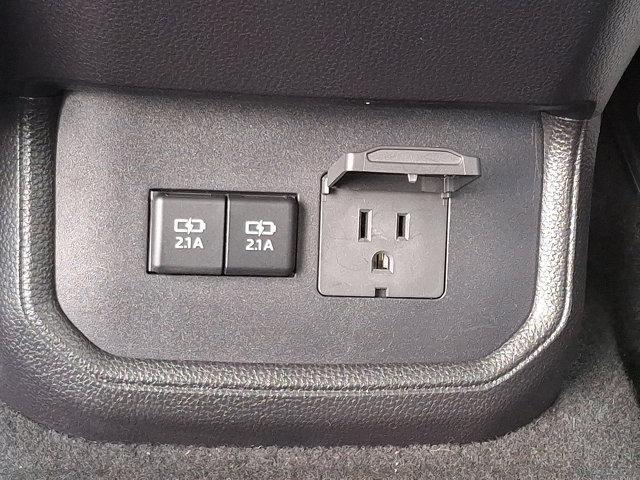 Photo of 2021 Opulent Amber Toyota Highlander Hybrid