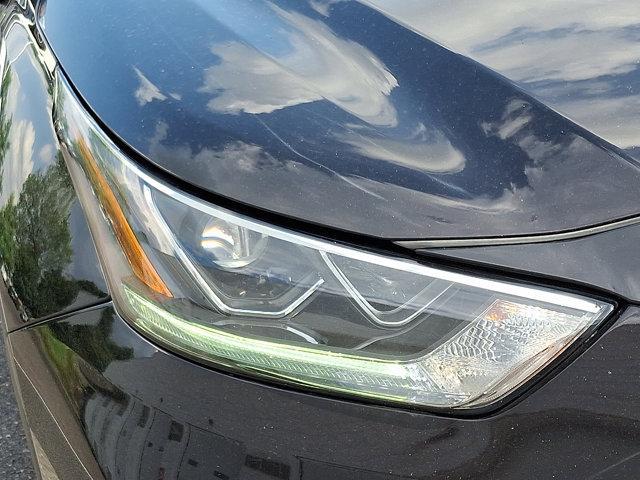 Photo of 2021 Opulent Amber Toyota Highlander Hybrid