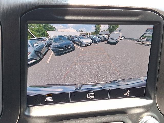 Photo of 2022 Summit White GMC Sierra 1500