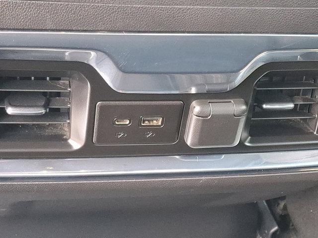 Photo of 2022 Summit White GMC Sierra 1500