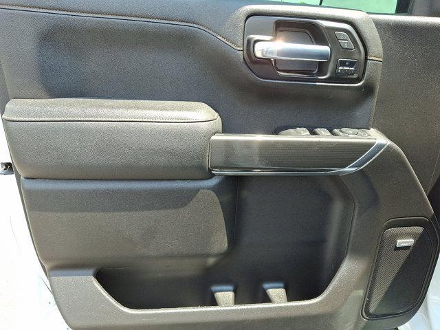Photo of 2022 Summit White GMC Sierra 1500