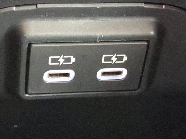 Photo of 2024 Silver Sky Metall Toyota RAV4