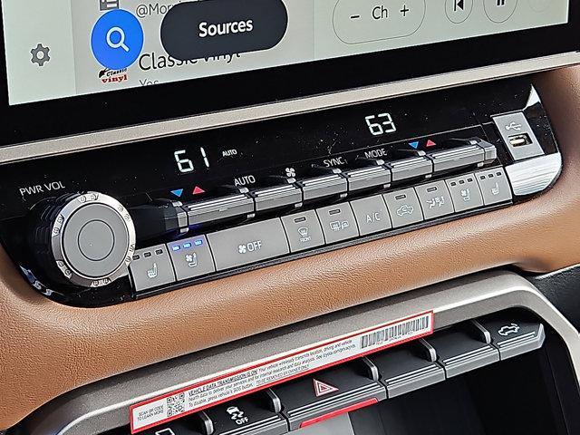 Photo of 2026 Wind Chill Pearl Toyota Tundra