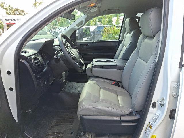 Photo of 2021 Super White Toyota Tundra
